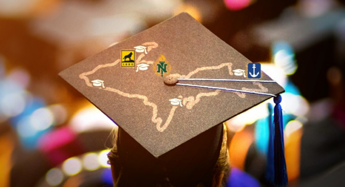graduation hat with map of Upper PEninsula on it