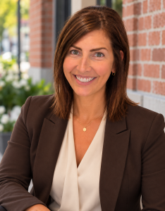 Lindsey Clark Headshot